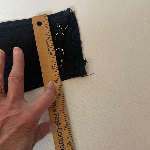 NWOT & Vintage Almost Famous Black Distressed Skinny Jeans - Picture 9 of 11